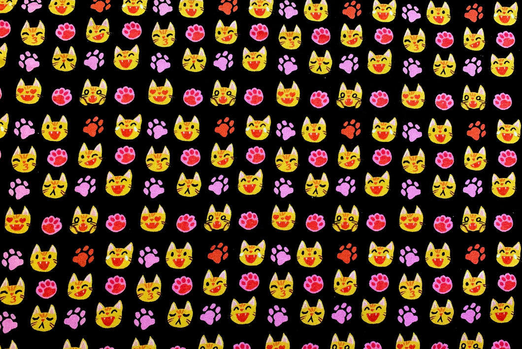 Emoji Cat’s - Black Fabric - 1/2 Meter - Cotton Fabric