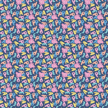 Load image into Gallery viewer, Peppa Pig - Peppa Face Toss - Navy Fabric - 1/2 Meter - Cotton Fabric
